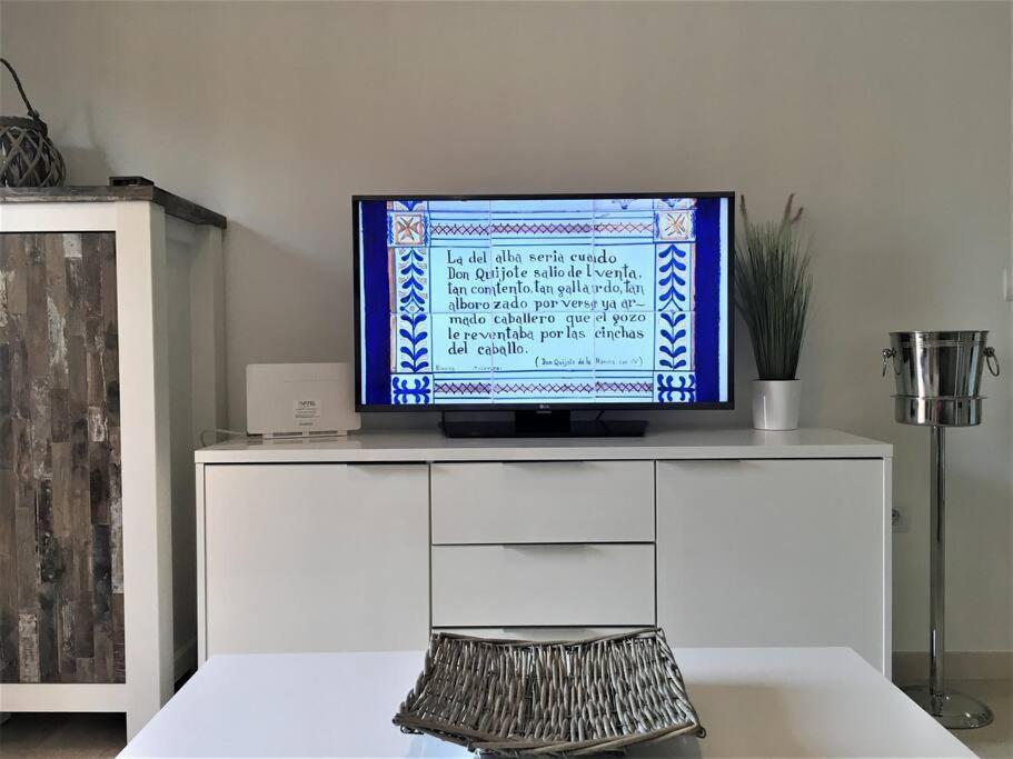 Modern 1 Bedroom Apartment, In La Cala De Mijas Exterior photo